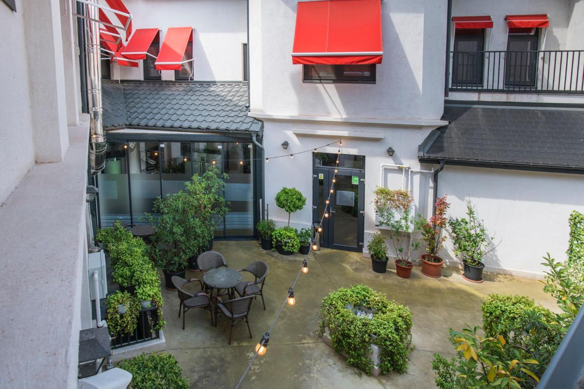 Hotel Forty One Bukarest Exterior foto